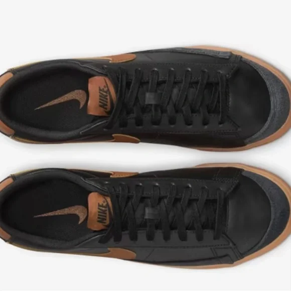 Nike Blazer Platform Sneaker - Picture 5 of 8